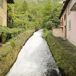 Dom wakacyjny Milk River - Front, Railway Station, View Varenna